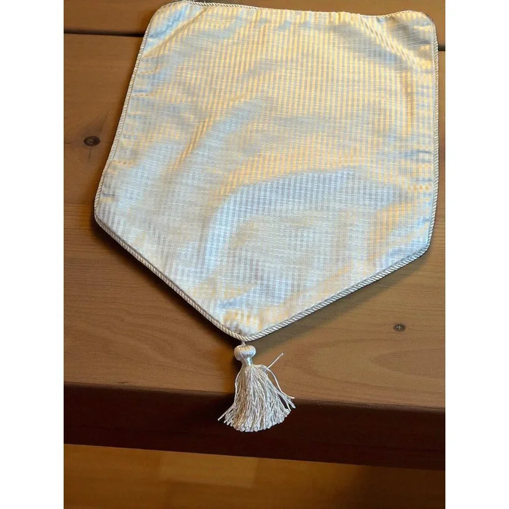 8 Damask Stripe Braided and Tassel Reversible Placemats Taupe / Tan Pink/ Salmon